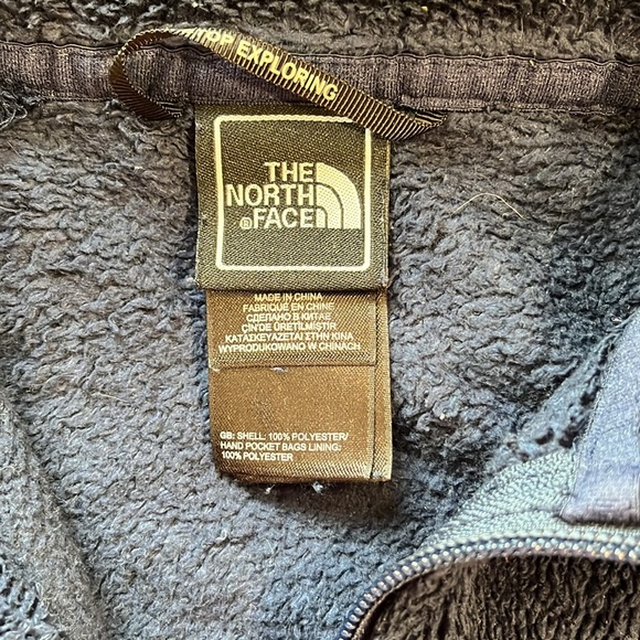 North Face Fuzzy Zip-up - Picture 2 of 7